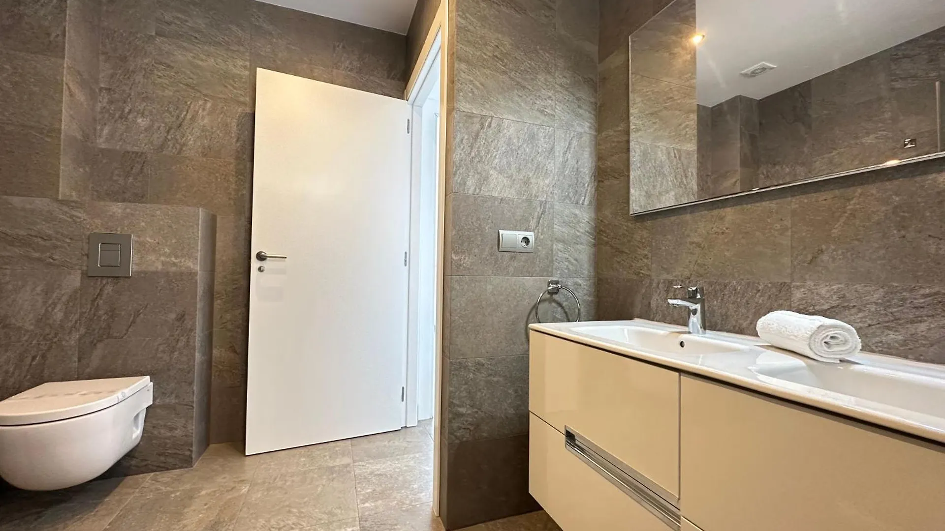 Agi Turo Villa Roses Tatil Evi