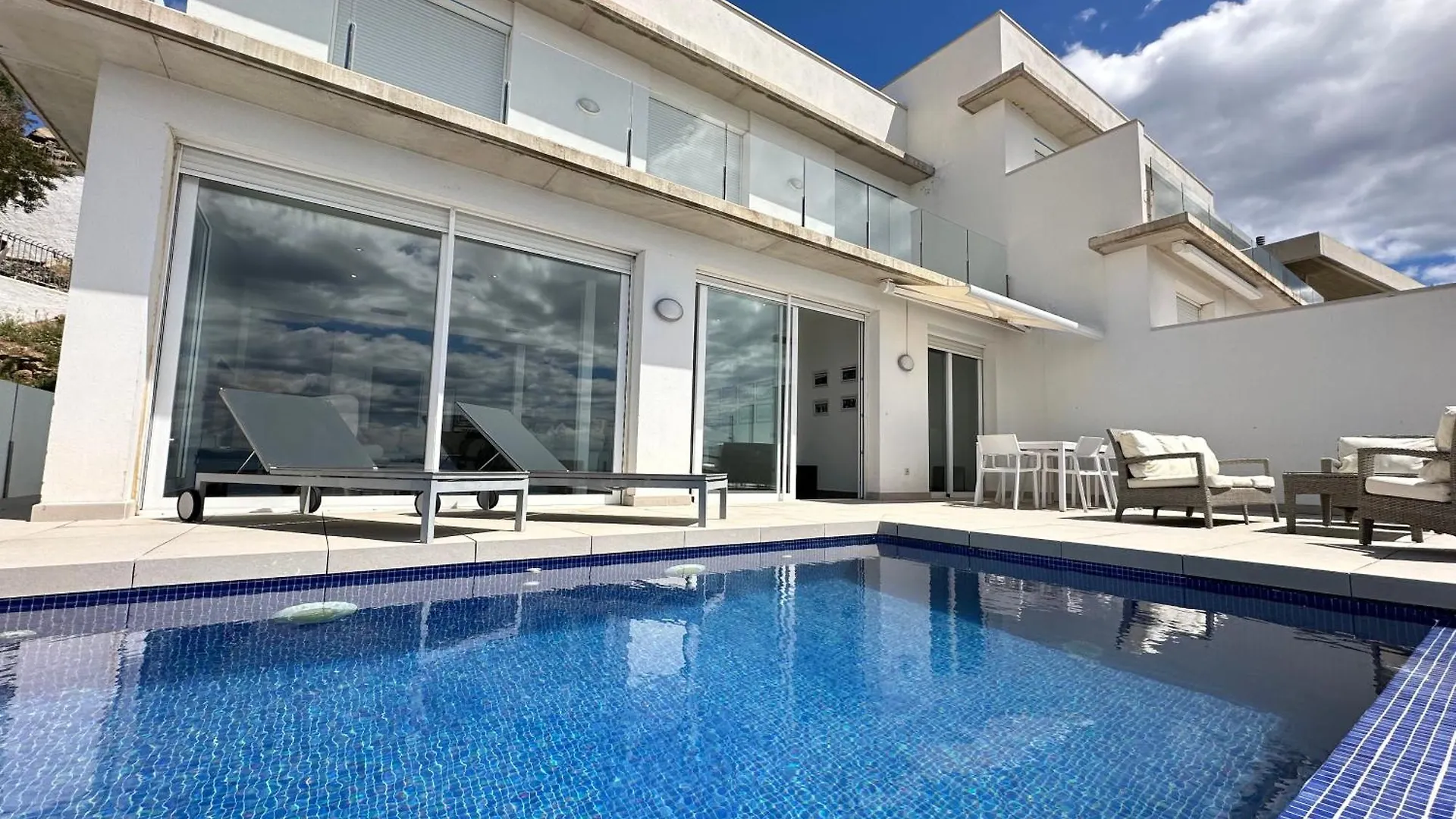 Agi Turo Villa Roses Tatil Evi